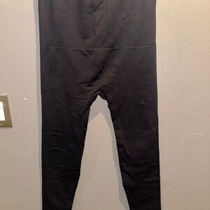 SPANX Women’s Maternity Classic Black Leggings XL